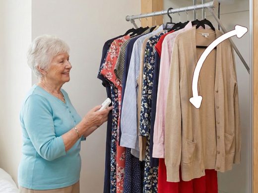 Garderobenlift, ein pfiffiger Alltagshelfer für Senioren